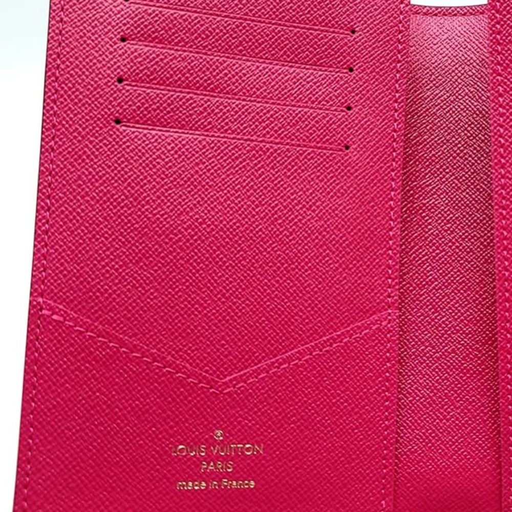 Louis Vuitton Black Monogram Passport Cover Christmas Animation 2021 - Picture 12 of 15